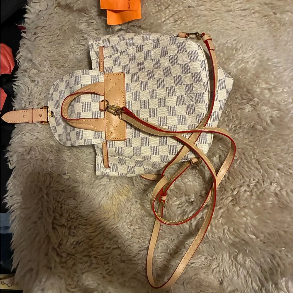 Louis Vuitton White and Tan Checkered Backpack - Picture 4 of 5